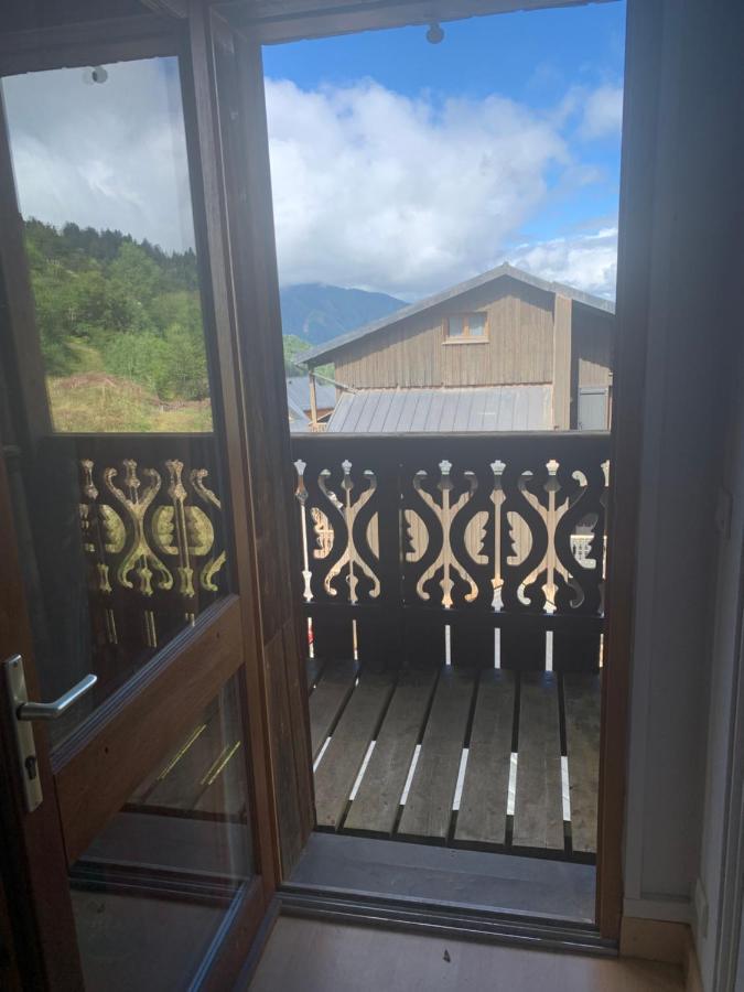 Pleine Nature Pied Pistes Piscine Chauffee Ustou ภายนอก รูปภาพ